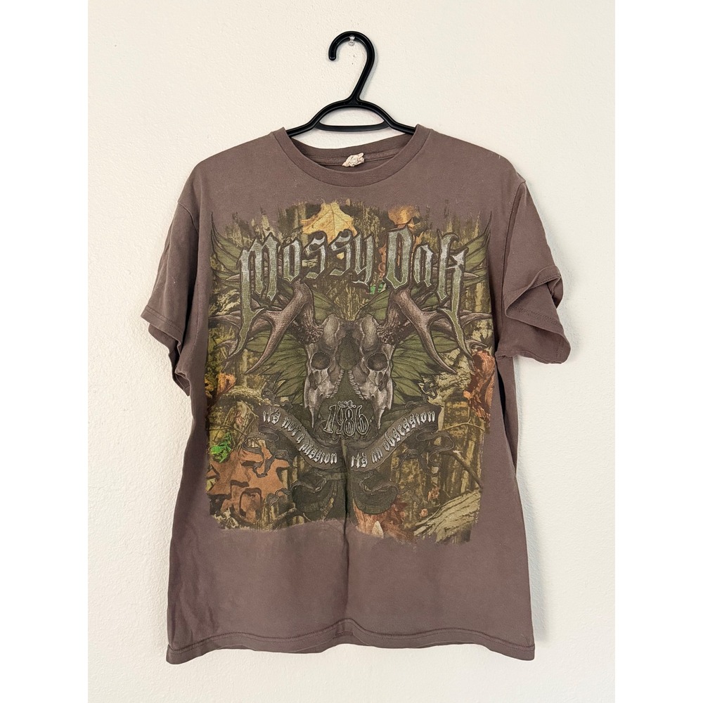 Mossy Oak Mens Brown Graphic T-Shirt Deer‎ Skull Camo Obsession 1986 Size L